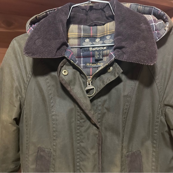 Barbour Olive Utility Jacket with Hood - Picture 6 of 11